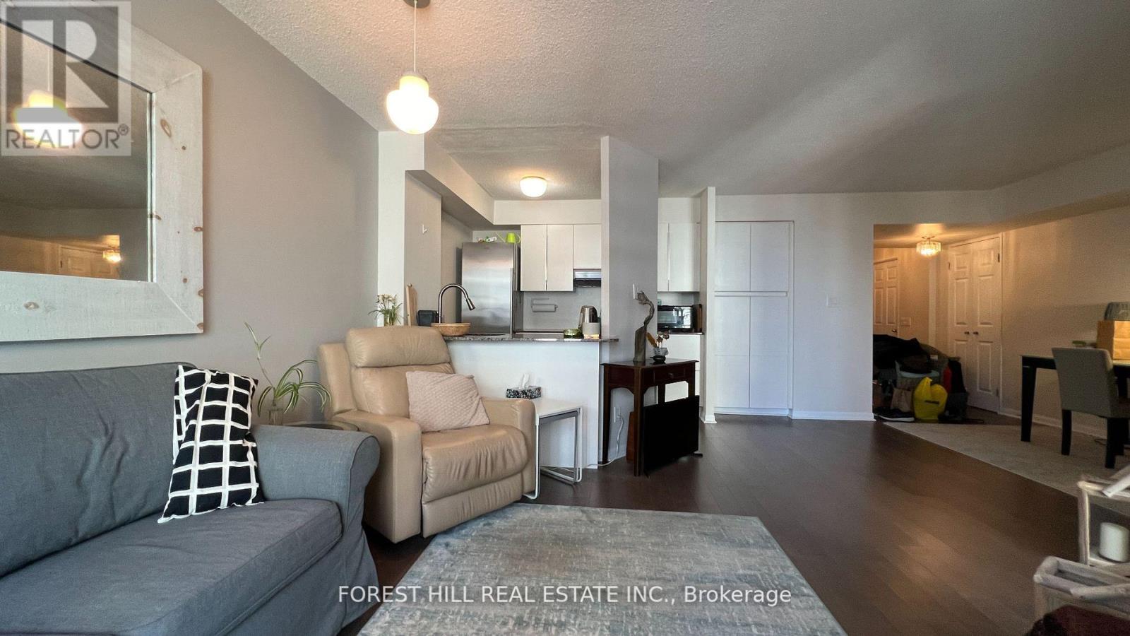 1408 - 24 Wellesley Street, Toronto, Ontario  M4Y 2X6 - Photo 6 - C12586704