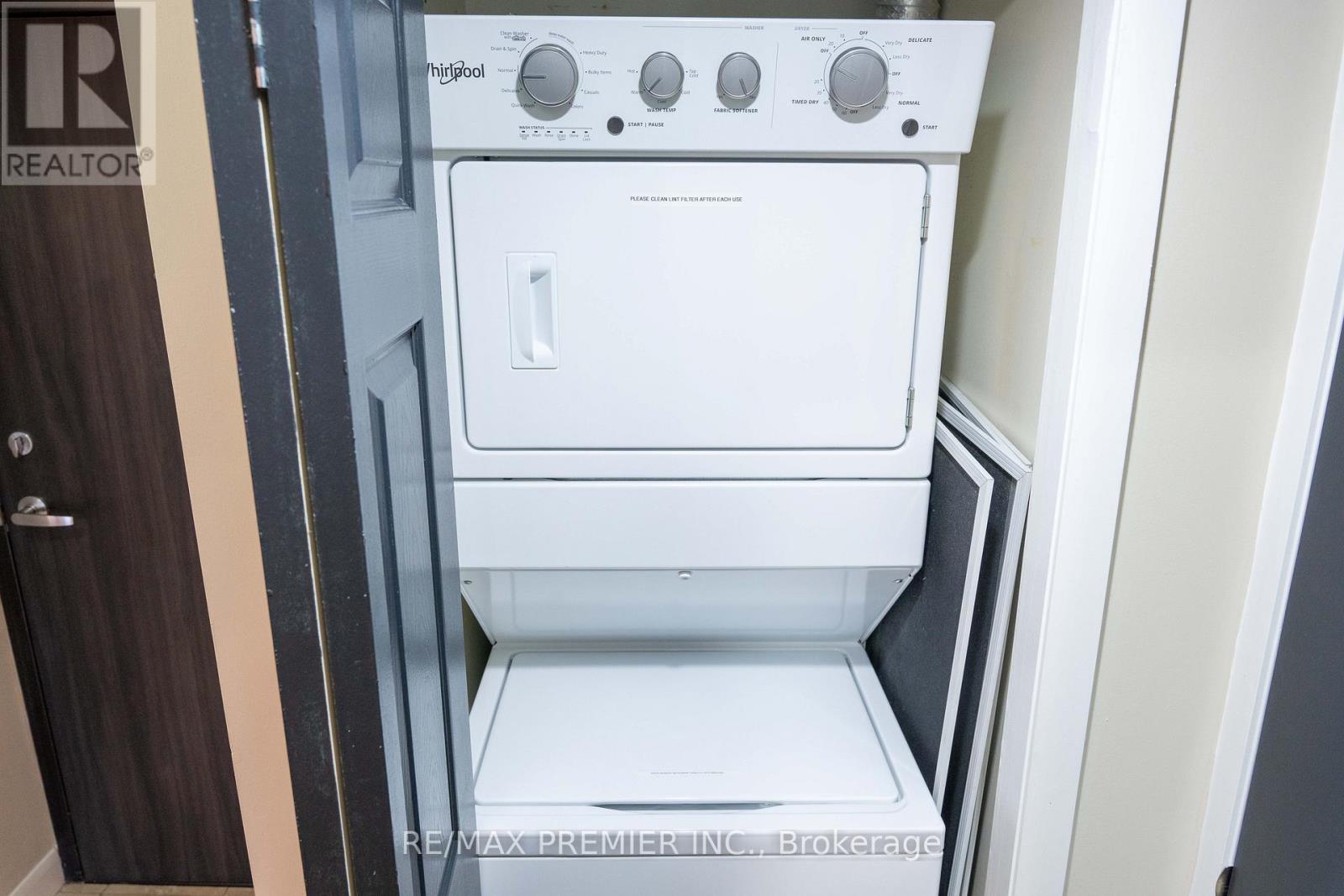 2605 - 210 Victoria Street, Toronto, Ontario  M5B 2R3 - Photo 14 - C12586708