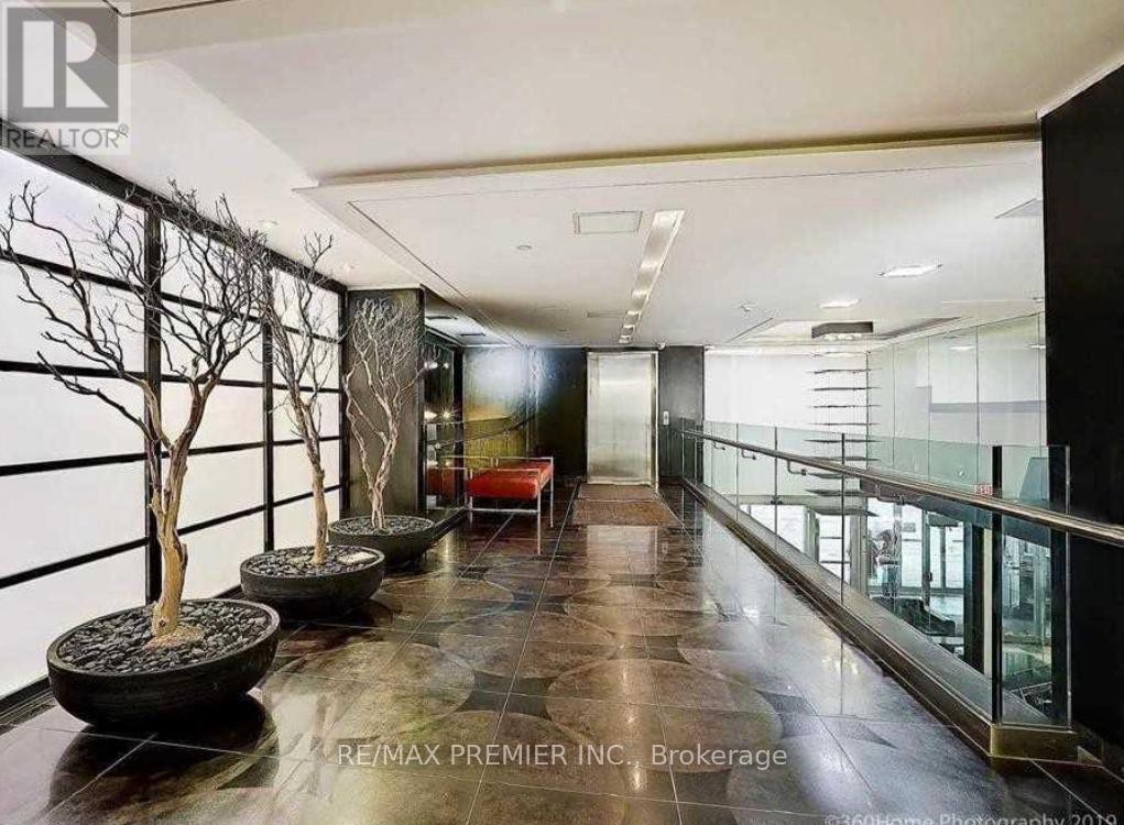 2605 - 210 Victoria Street, Toronto, Ontario  M5B 2R3 - Photo 4 - C12586708