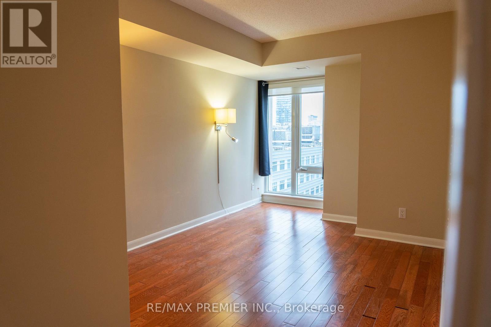 2605 - 210 Victoria Street, Toronto, Ontario  M5B 2R3 - Photo 9 - C12586708