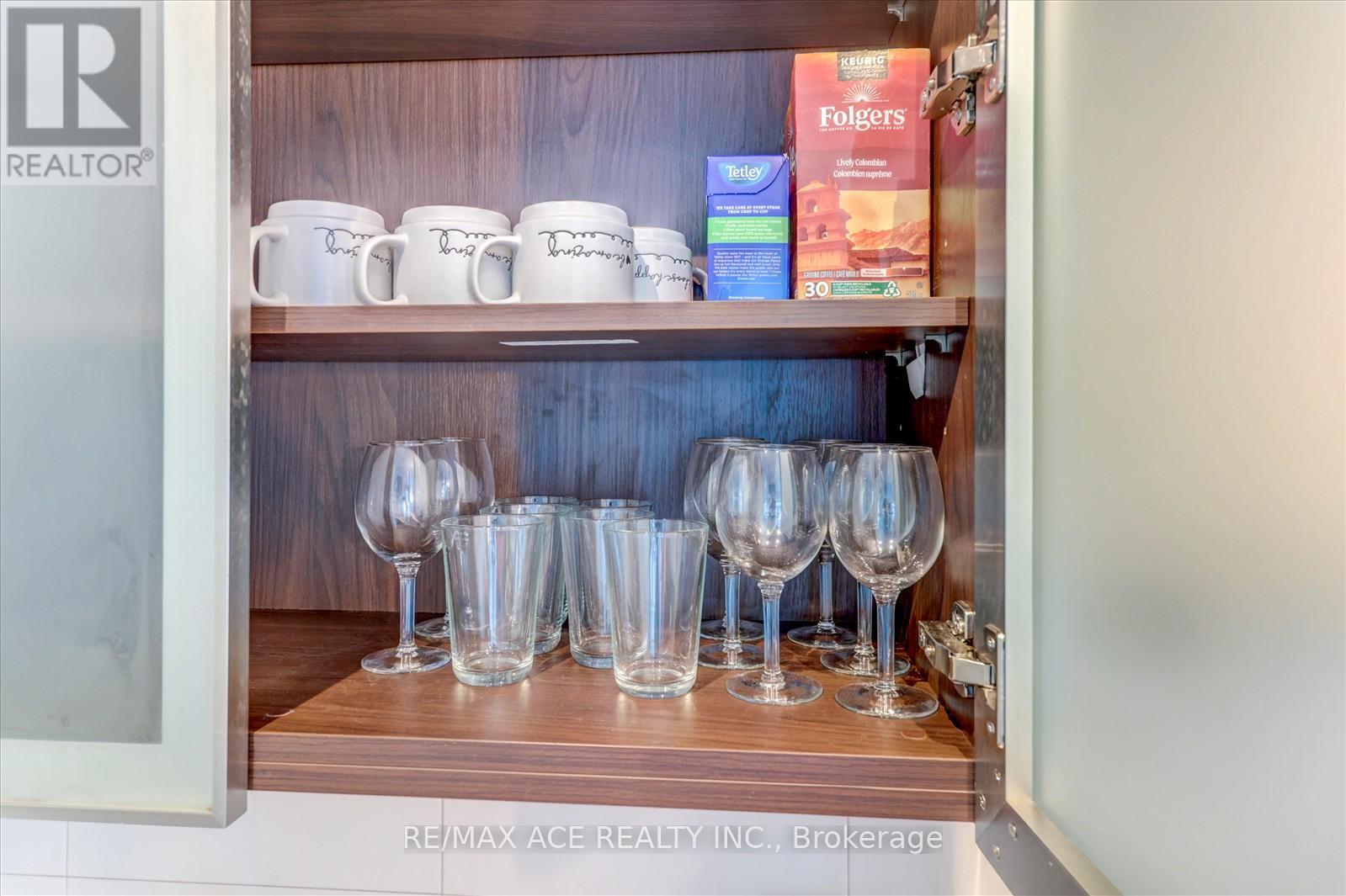 3905 - 14 York Street, Toronto, Ontario  M5J 0B1 - Photo 17 - C12586712