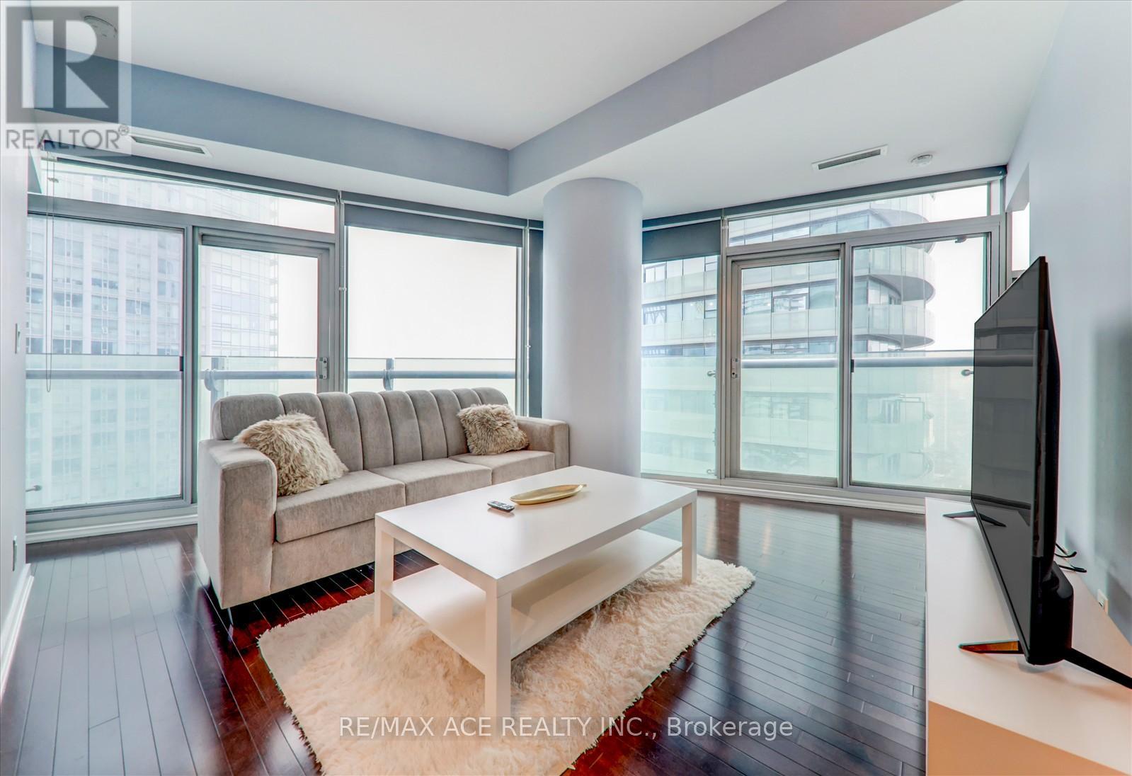 3905 - 14 York Street, Toronto, Ontario  M5J 0B1 - Photo 21 - C12586712