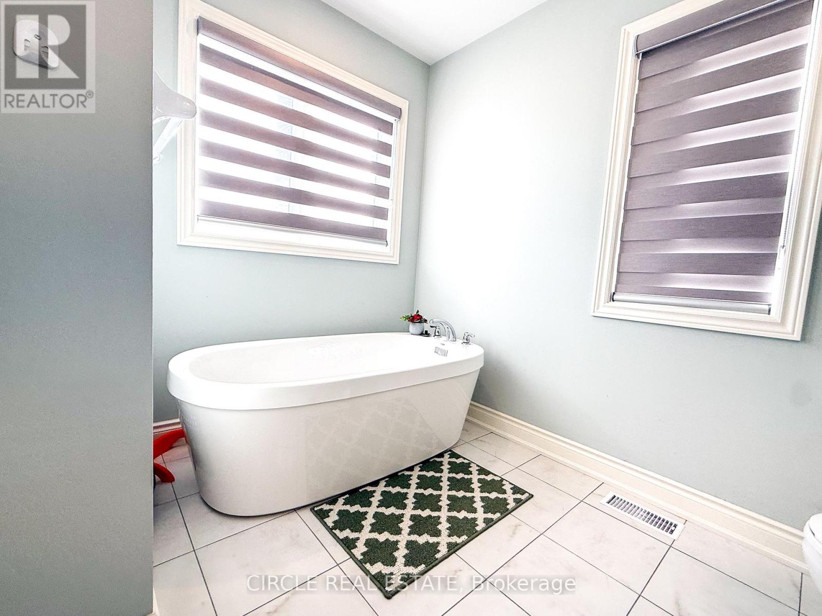 25 Ouellette Drive, Whitby, Ontario  L1P 0E3 - Photo 38 - E12586606