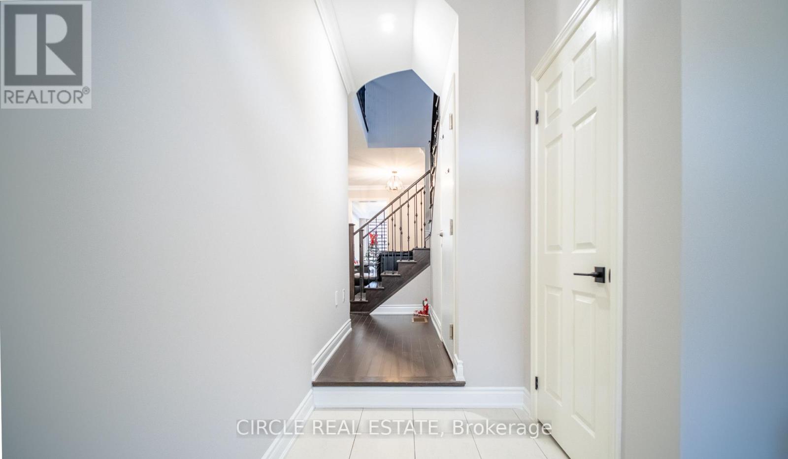 25 Ouellette Drive, Whitby, Ontario  L1P 0E3 - Photo 8 - E12586606