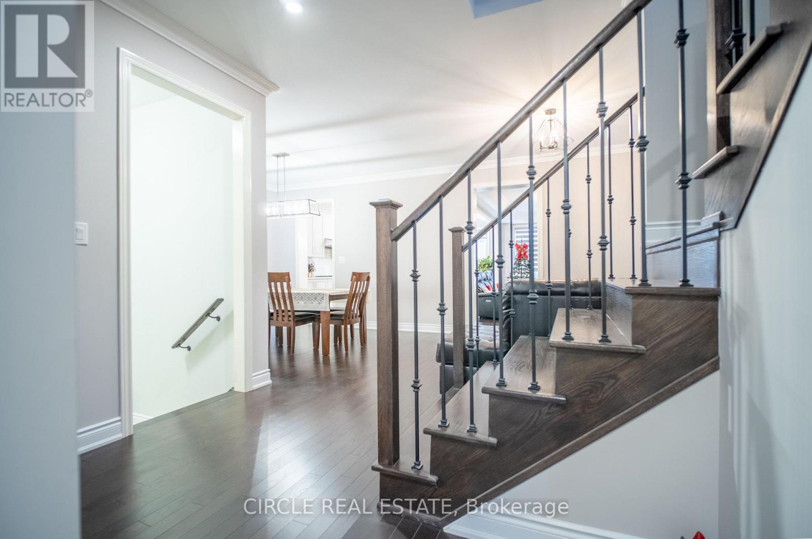 25 Ouellette Drive, Whitby, Ontario  L1P 0E3 - Photo 9 - E12586606