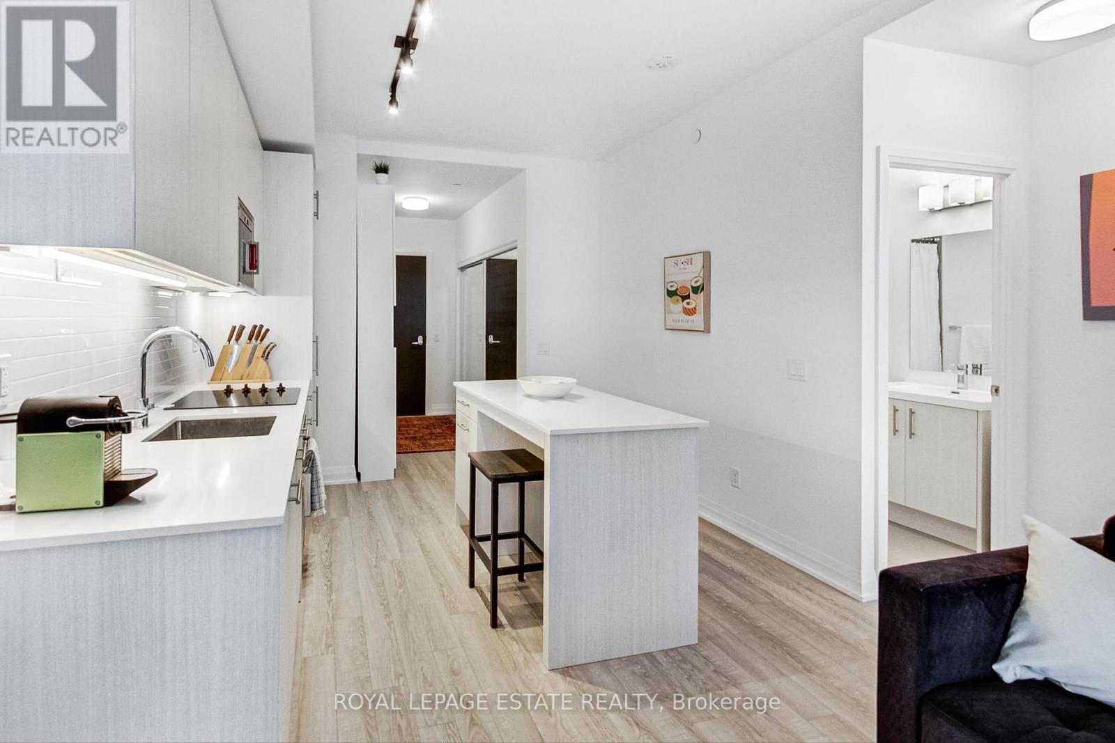 808 - 286 Main Street, Toronto, Ontario  M4C 4X5 - Photo 6 - E12586658