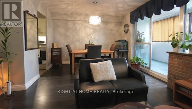 411 - 5 Massey Square, Toronto, Ontario  M4C 5L6 - Photo 5 - E12586714