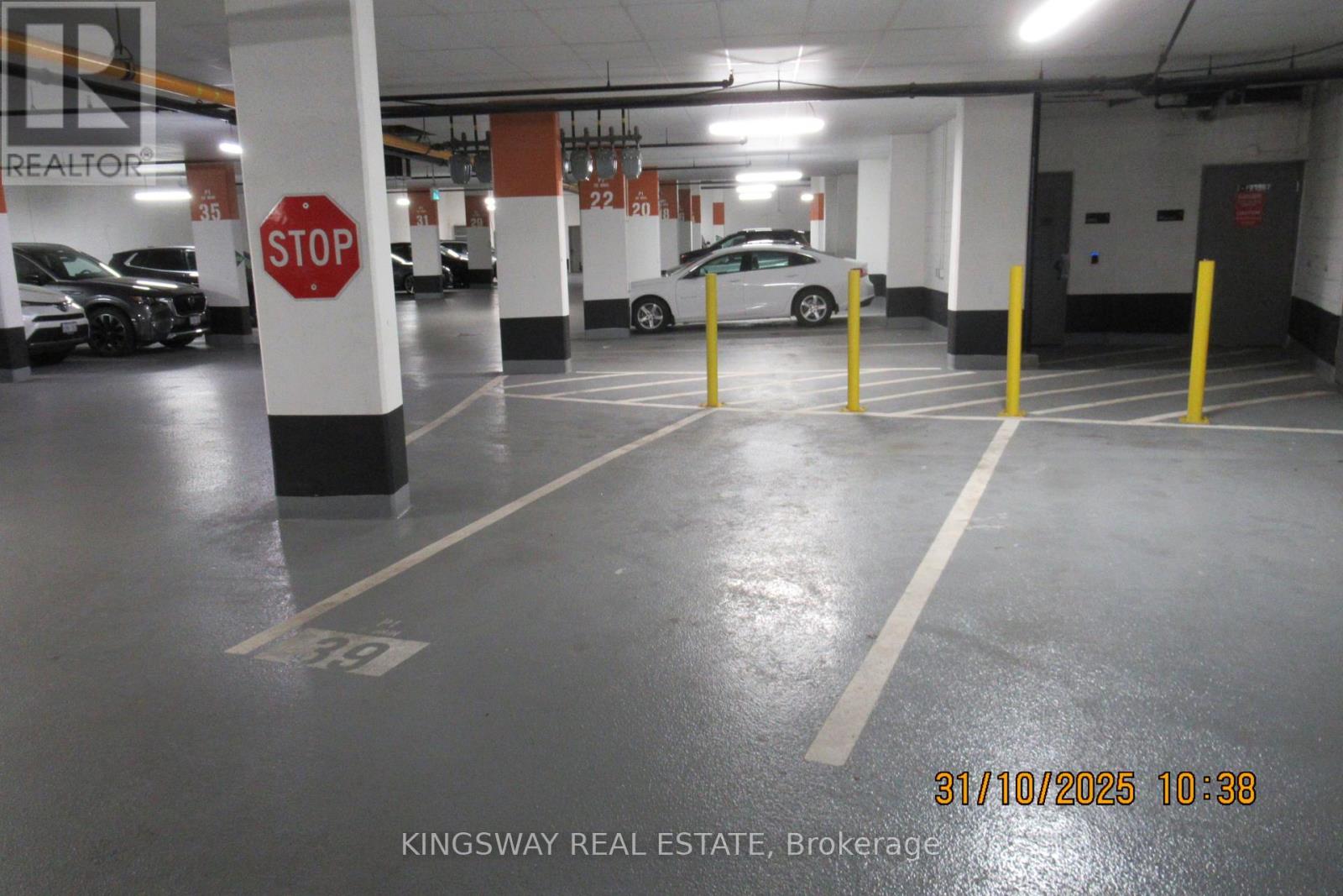 604 - 20 Brin Drive, Toronto, Ontario  M8X 0B2 - Photo 32 - W12539584