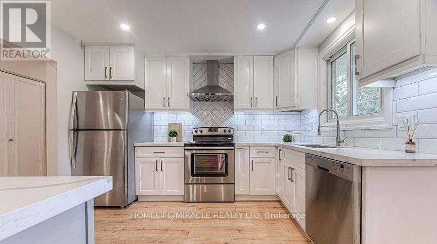 56 CLOVERDALE CRESCENT, Kitchener, Ontario