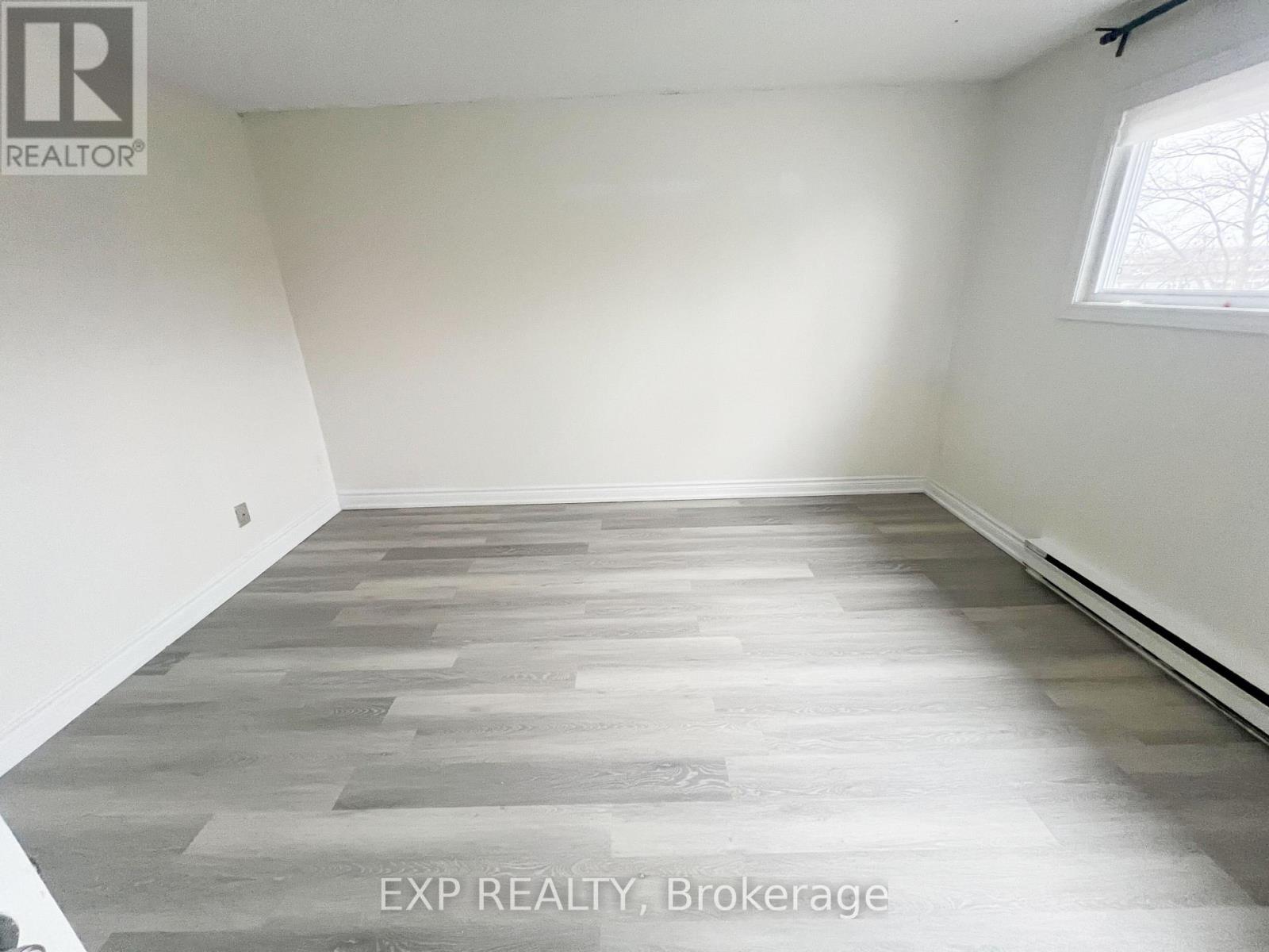 120 - 248 Milestone Crescent, Aurora, Ontario  L4G 3M2 - Photo 8 - N12586674