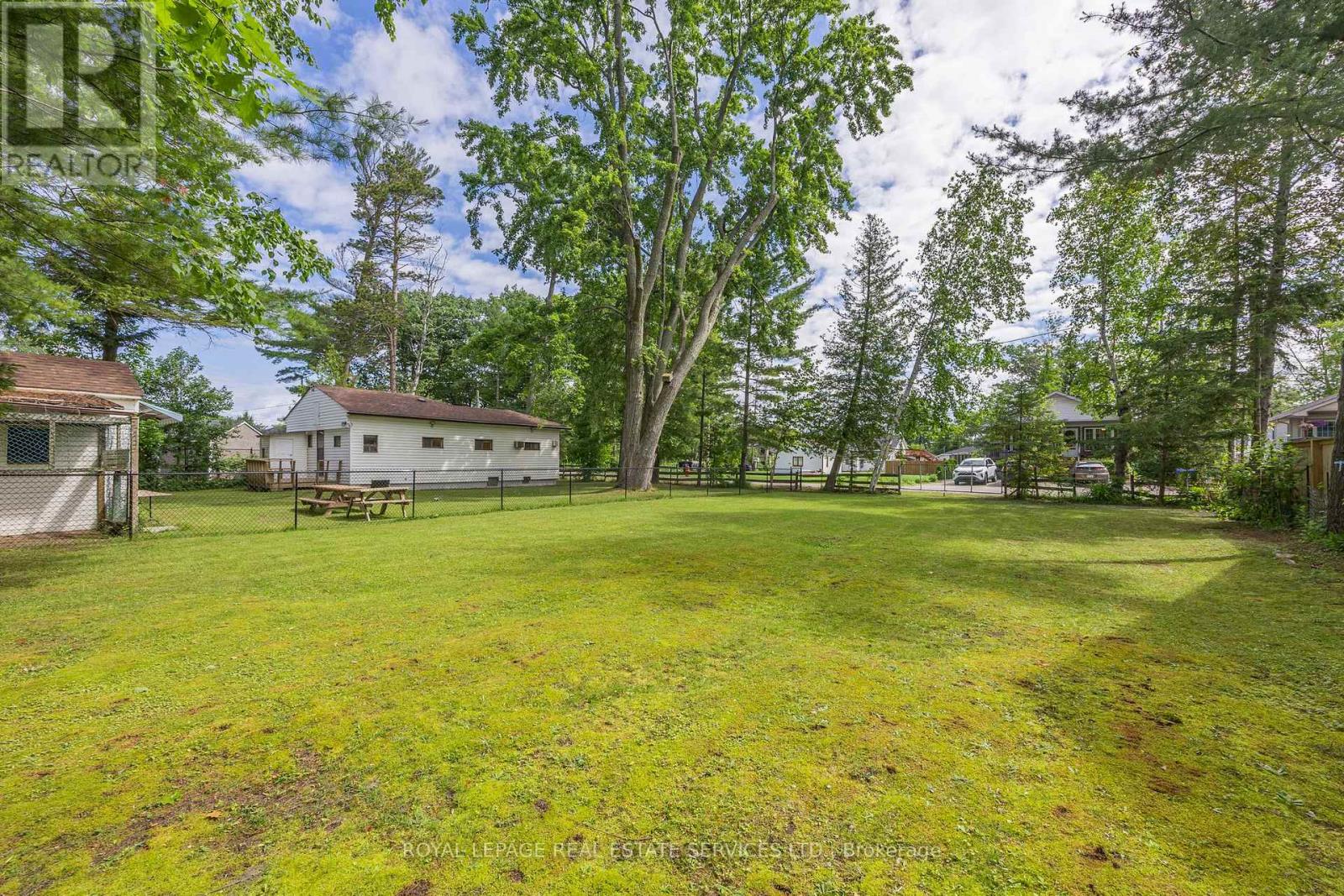 34 Nancy Street, Wasaga Beach, Ontario  L9Z 2K5 - Photo 11 - S12586700