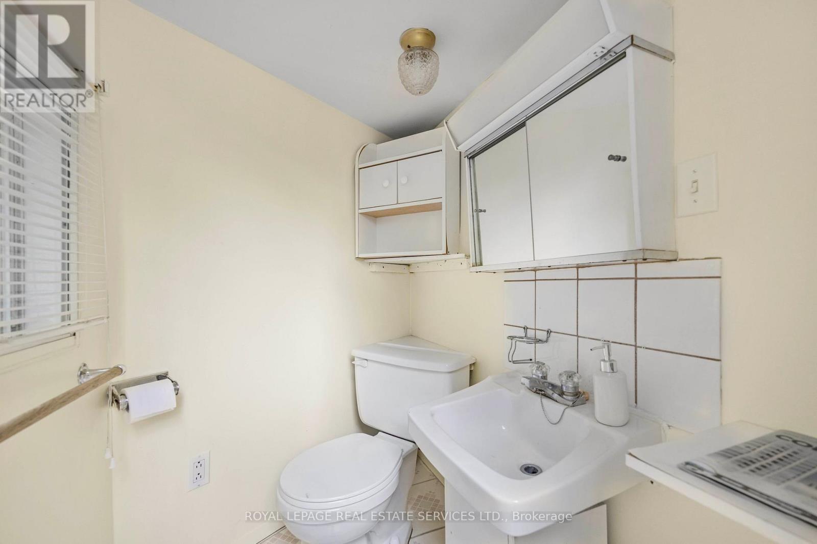 34 Nancy Street, Wasaga Beach, Ontario  L9Z 2K5 - Photo 9 - S12586700