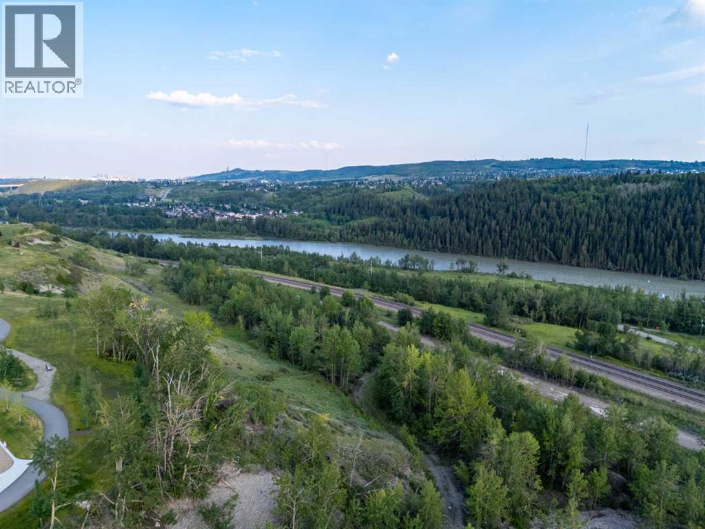 265 Rowmont Drive Nw, Calgary, Alberta  T3L 0L2 - Photo 4 - A2234600