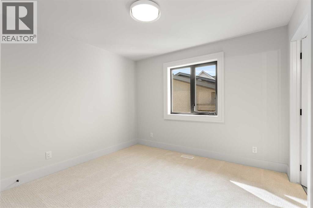 265 Rowmont Drive Nw, Calgary, Alberta  T3L 0L2 - Photo 33 - A2234600