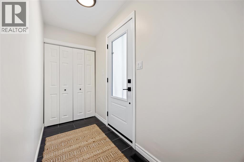 576 Front Street, Plympton-Wyoming, Ontario  N0N 1T0 - Photo 14 - 25024755