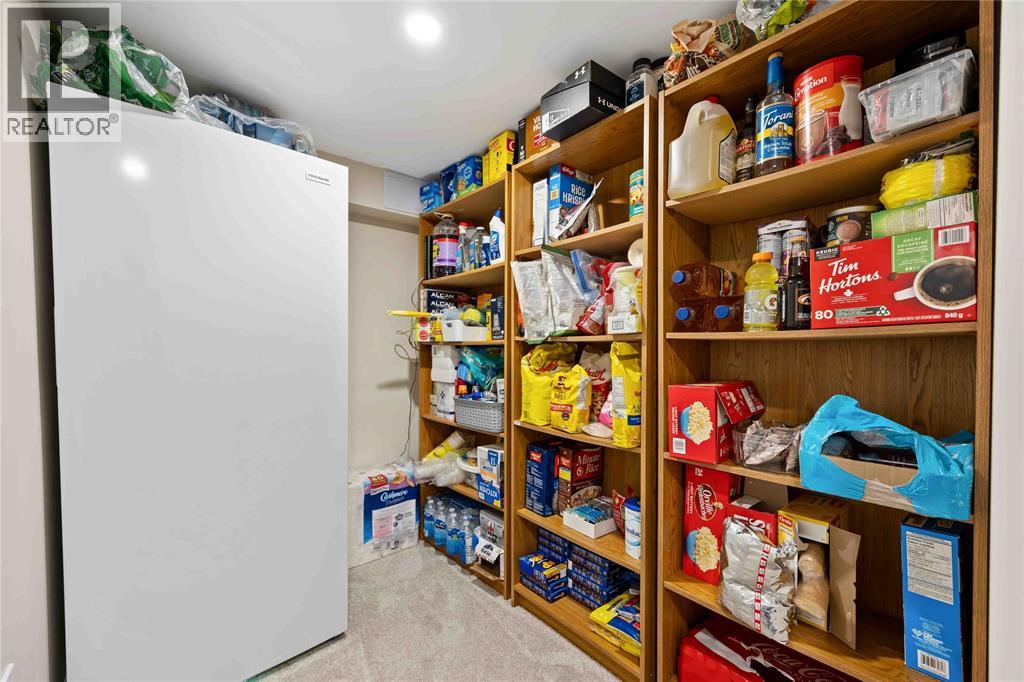 576 Front Street, Plympton-Wyoming, Ontario  N0N 1T0 - Photo 31 - 25024755