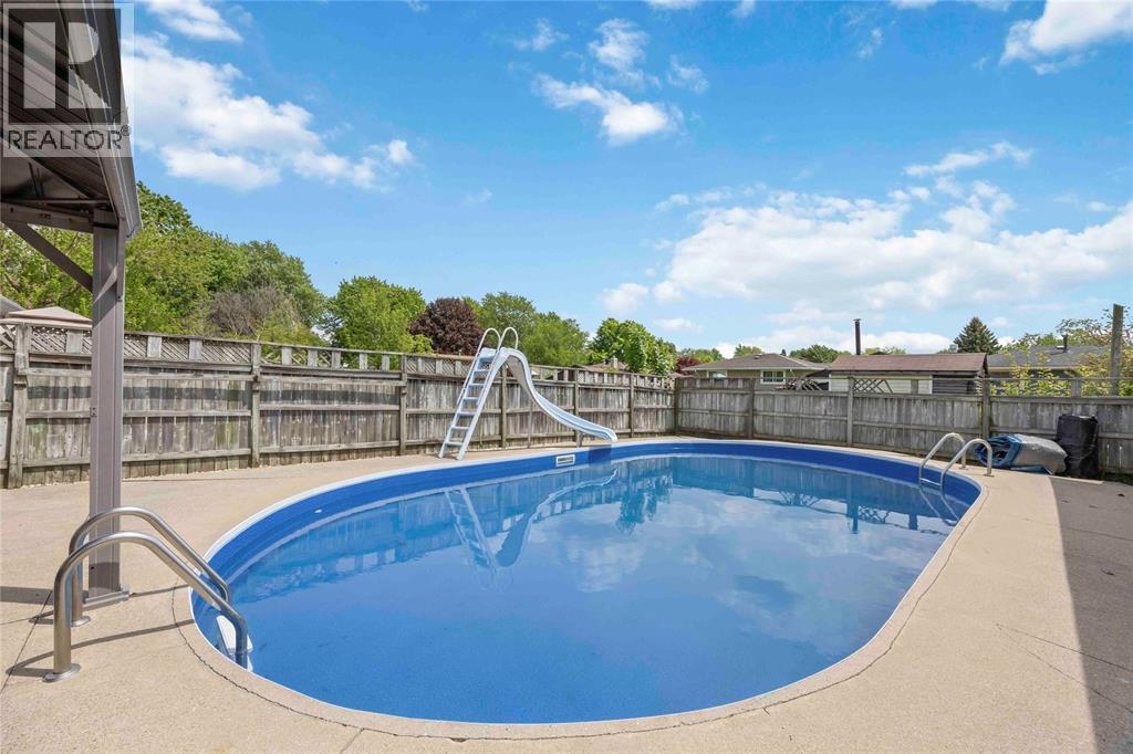 576 Front Street, Plympton-Wyoming, Ontario  N0N 1T0 - Photo 42 - 25024755