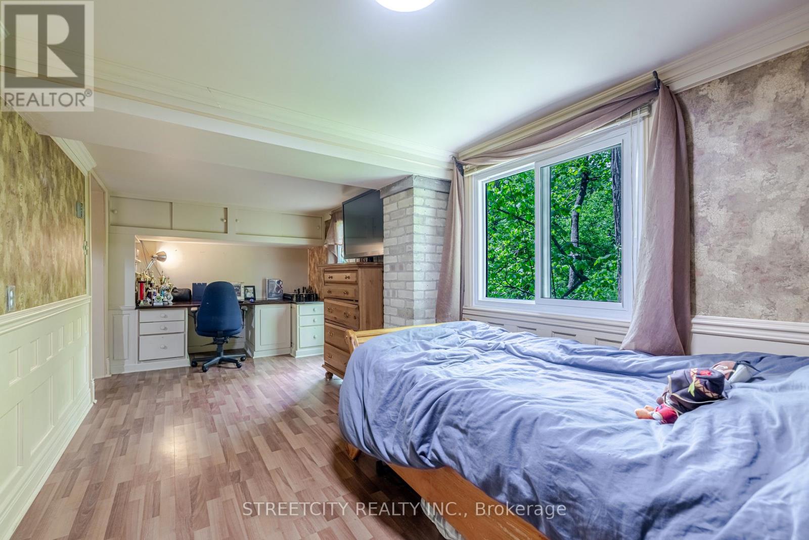 2 Grosvenor Street, London East, Ontario  N6A 1Y4 - Photo 28 - X12586724