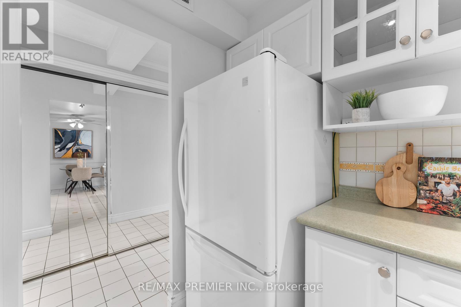 1807 - 61 Richview Road, Toronto, Ontario  M9A 4M8 - Photo 11 - W12586608