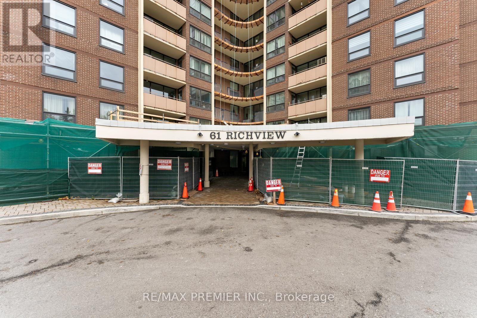 1807 - 61 Richview Road, Toronto, Ontario  M9A 4M8 - Photo 2 - W12586608