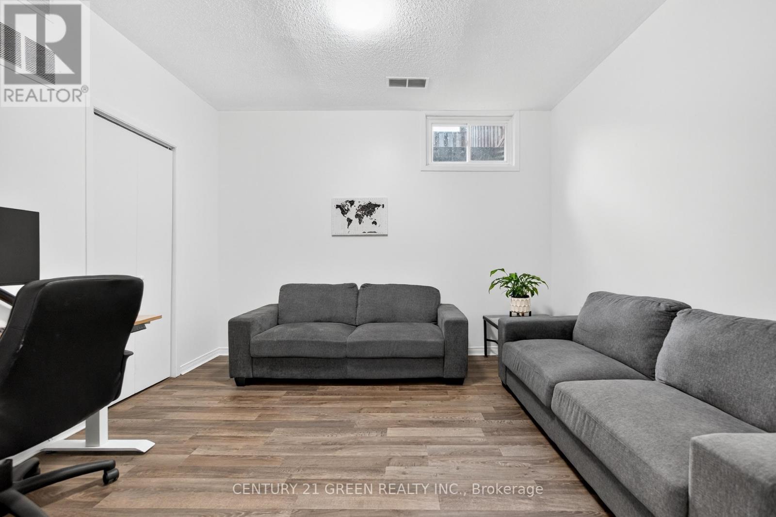 9 - 650 Childs Drive, Milton, Ontario L9T 3N8 - Photo 10 - W12586630