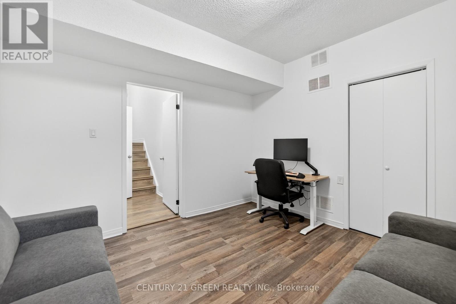 9 - 650 Childs Drive, Milton, Ontario L9T 3N8 - Photo 13 - W12586630