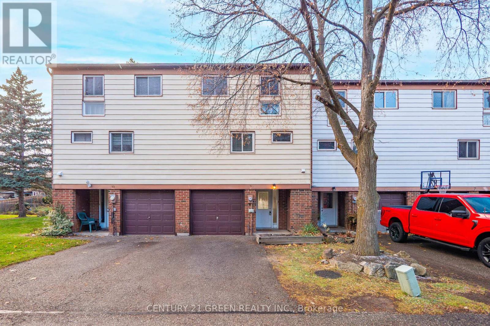 9 - 650 Childs Drive, Milton, Ontario L9T 3N8 - Photo 4 - W12586630