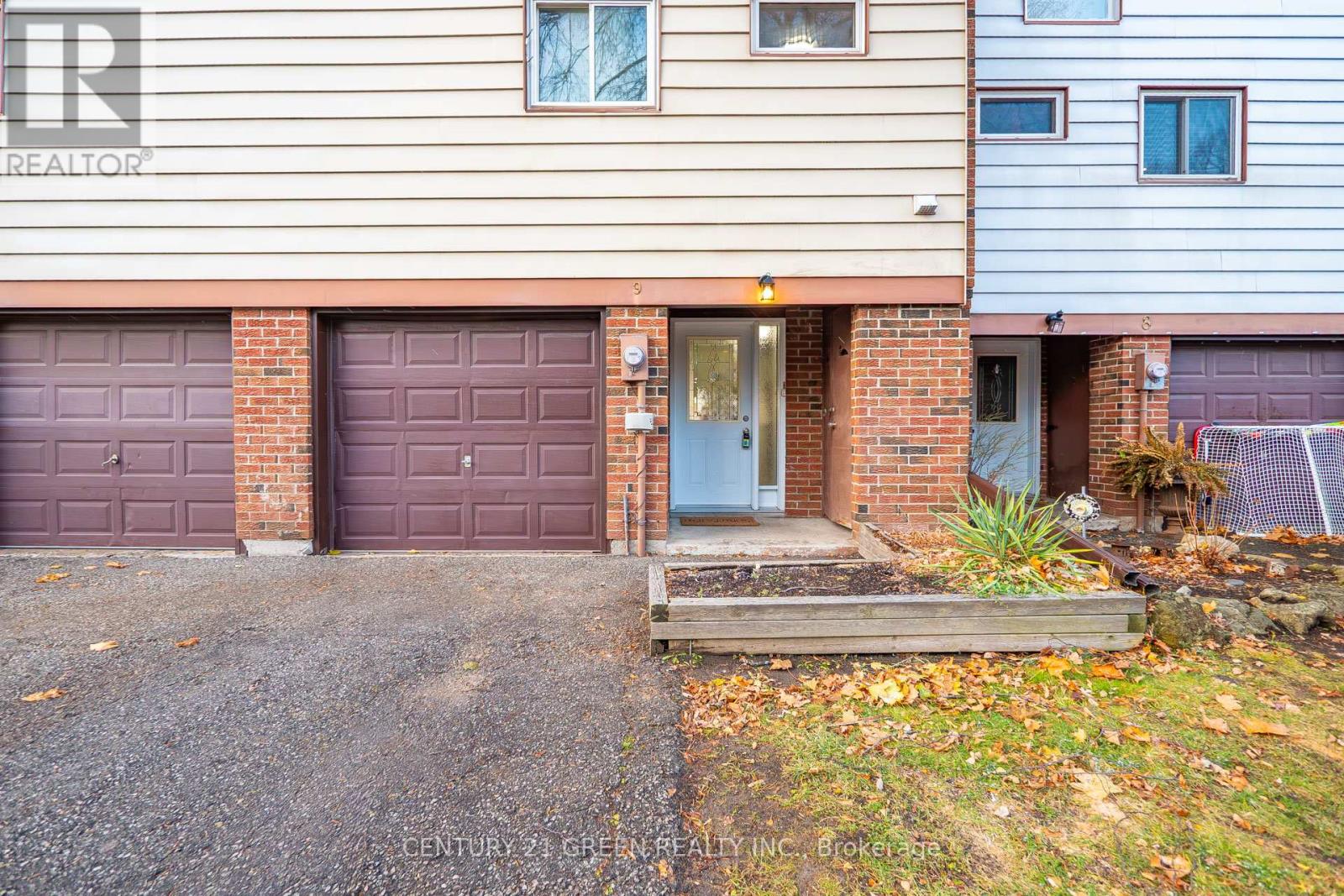 9 - 650 Childs Drive, Milton, Ontario L9T 3N8 - Photo 5 - W12586630