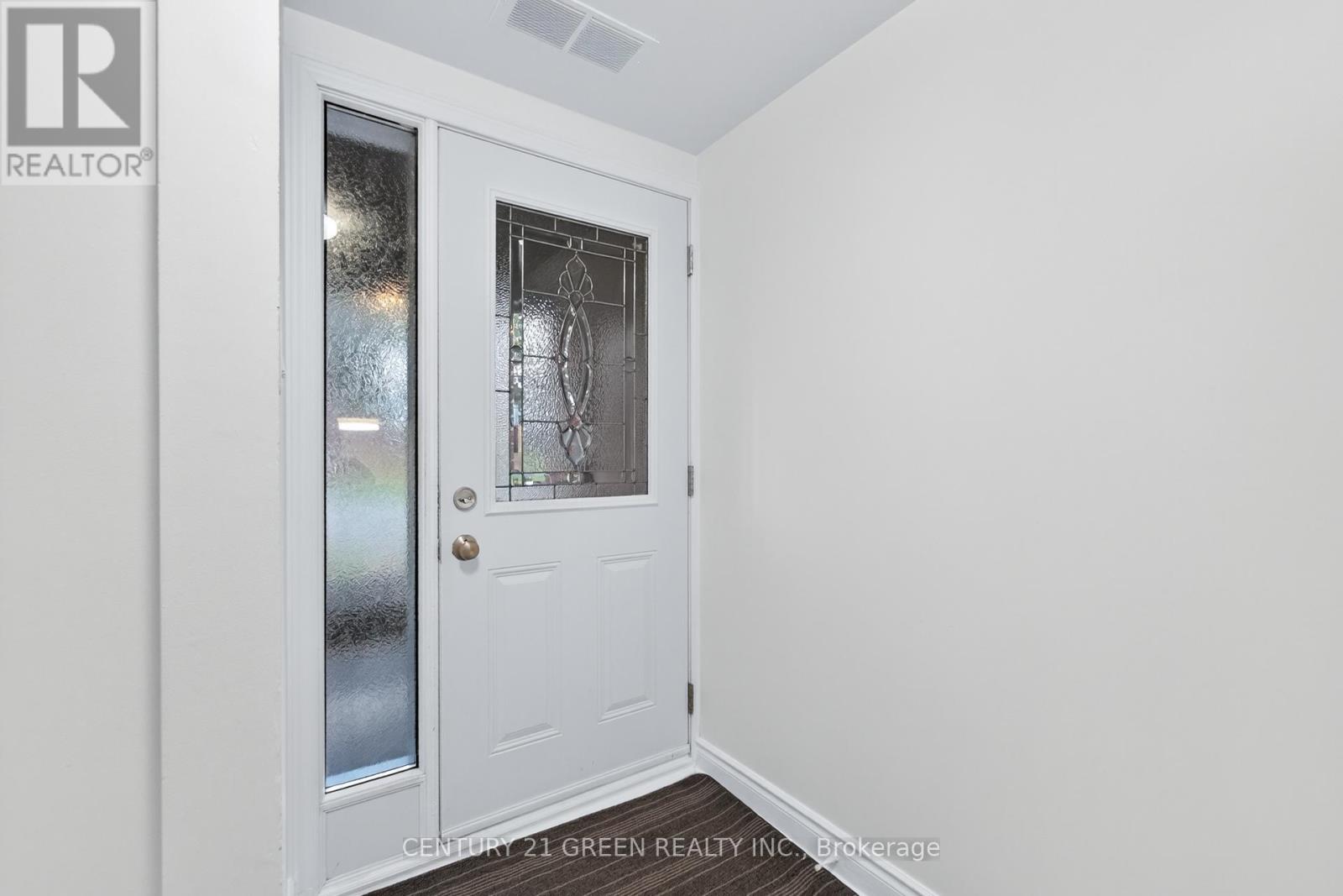 9 - 650 Childs Drive, Milton, Ontario L9T 3N8 - Photo 8 - W12586630