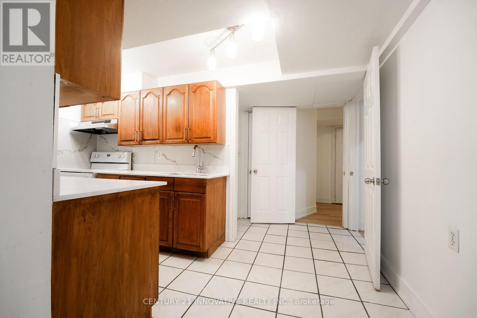 Basement - 39 Sugarcane Avenue, Brampton, Ontario  L6R 3E8 - Photo 6 - W12586686