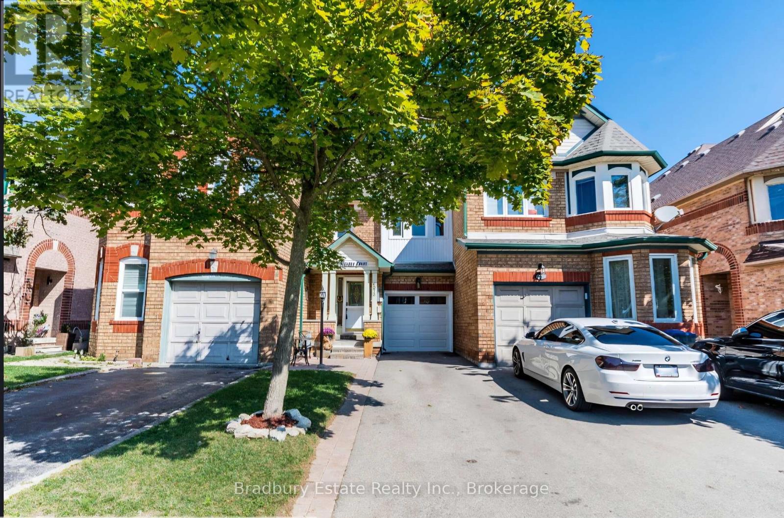 6973 Lisanne Court, Mississauga, Ontario  L5N 6Z7 - Photo 1 - W12586734