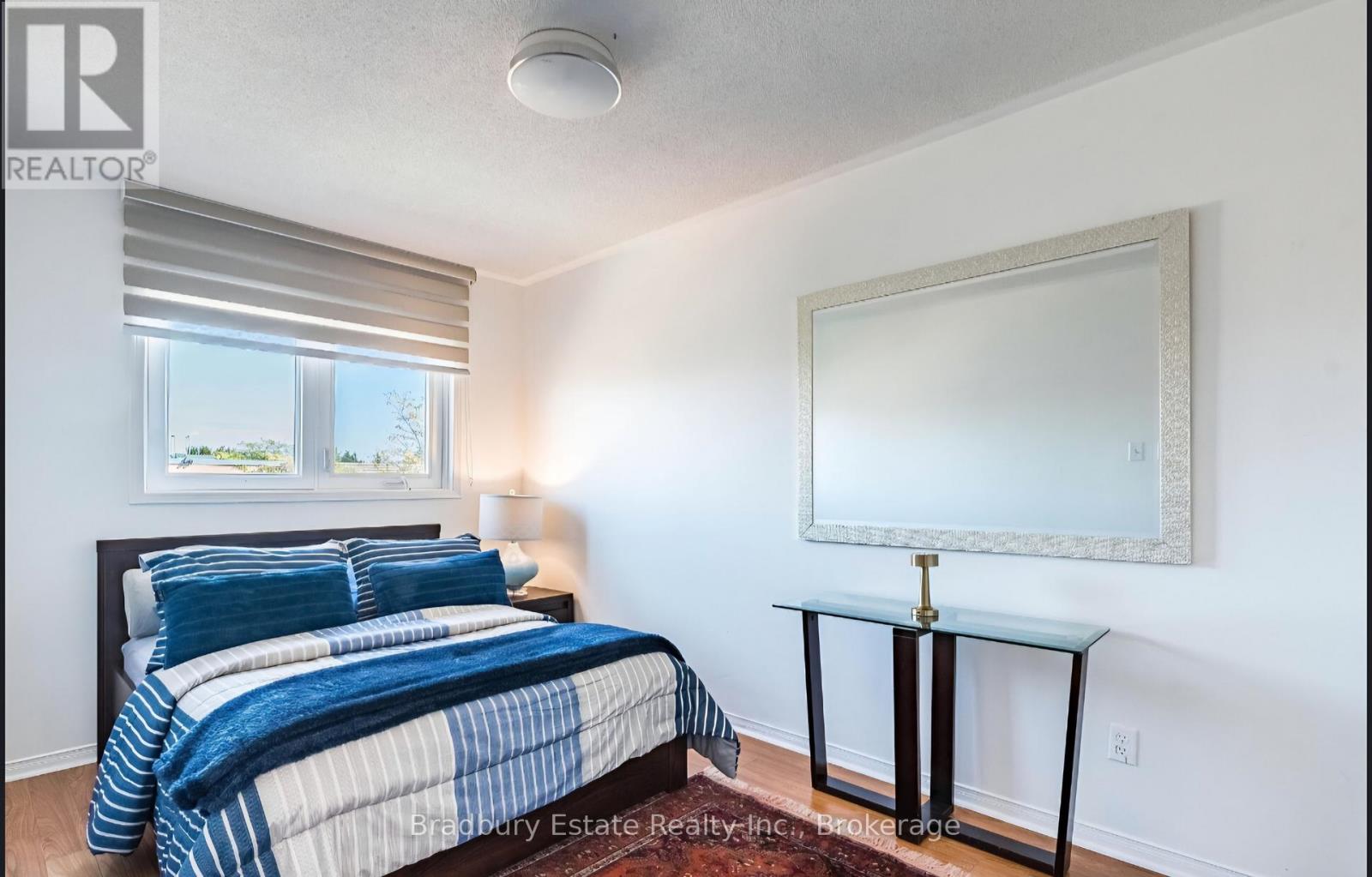 6973 Lisanne Court, Mississauga, Ontario  L5N 6Z7 - Photo 17 - W12586734