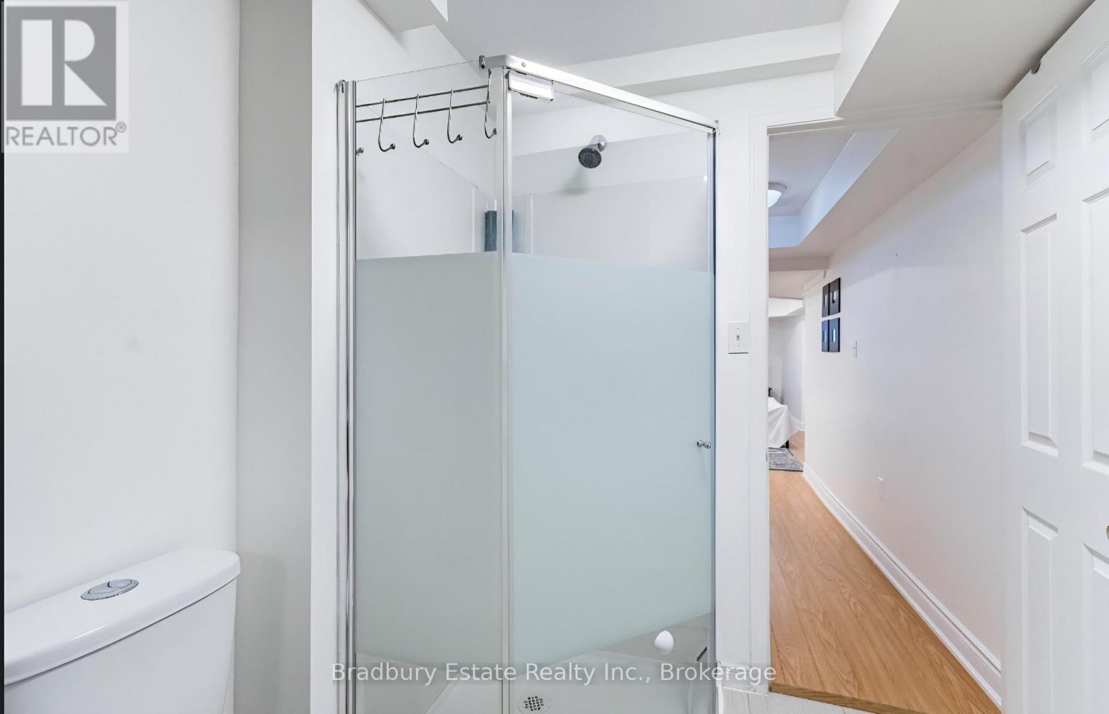 6973 Lisanne Court, Mississauga, Ontario  L5N 6Z7 - Photo 25 - W12586734