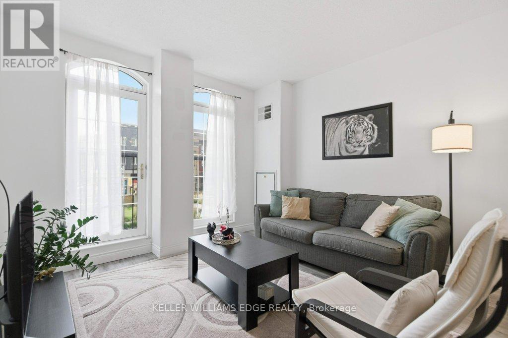 209 - 135 JAMES STREET S, Hamilton, Ontario