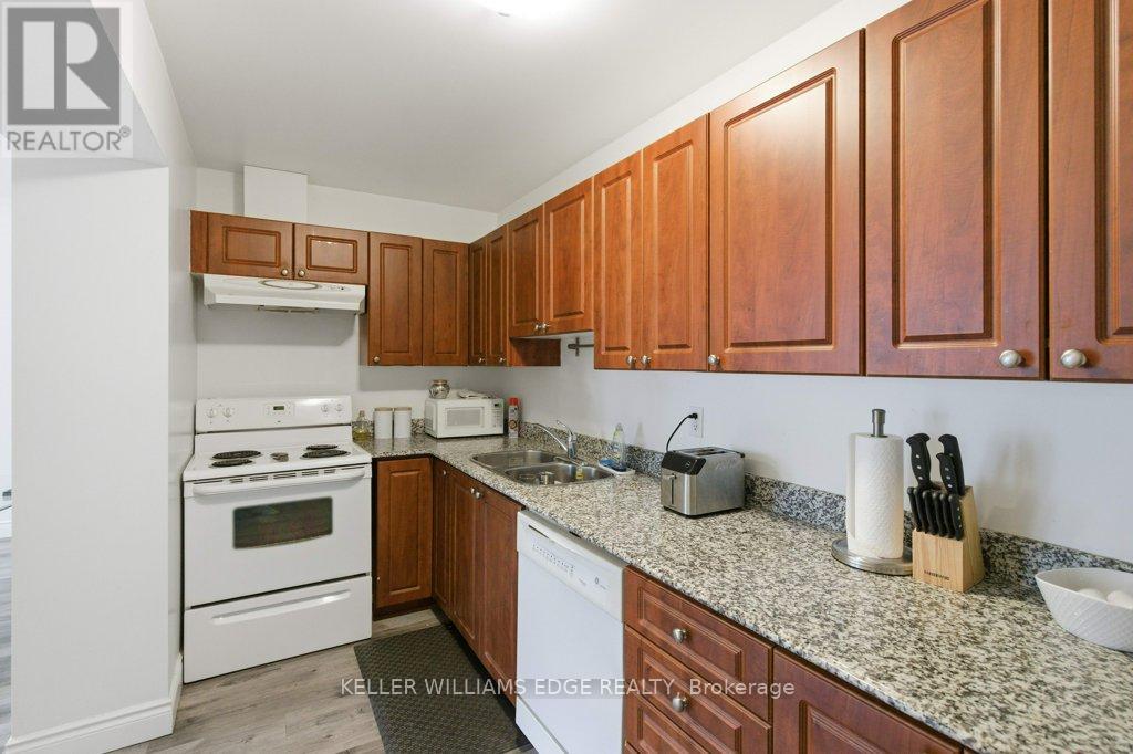 209 - 135 James Street S, Hamilton, Ontario  L8R 2Z6 - Photo 12 - X12586622