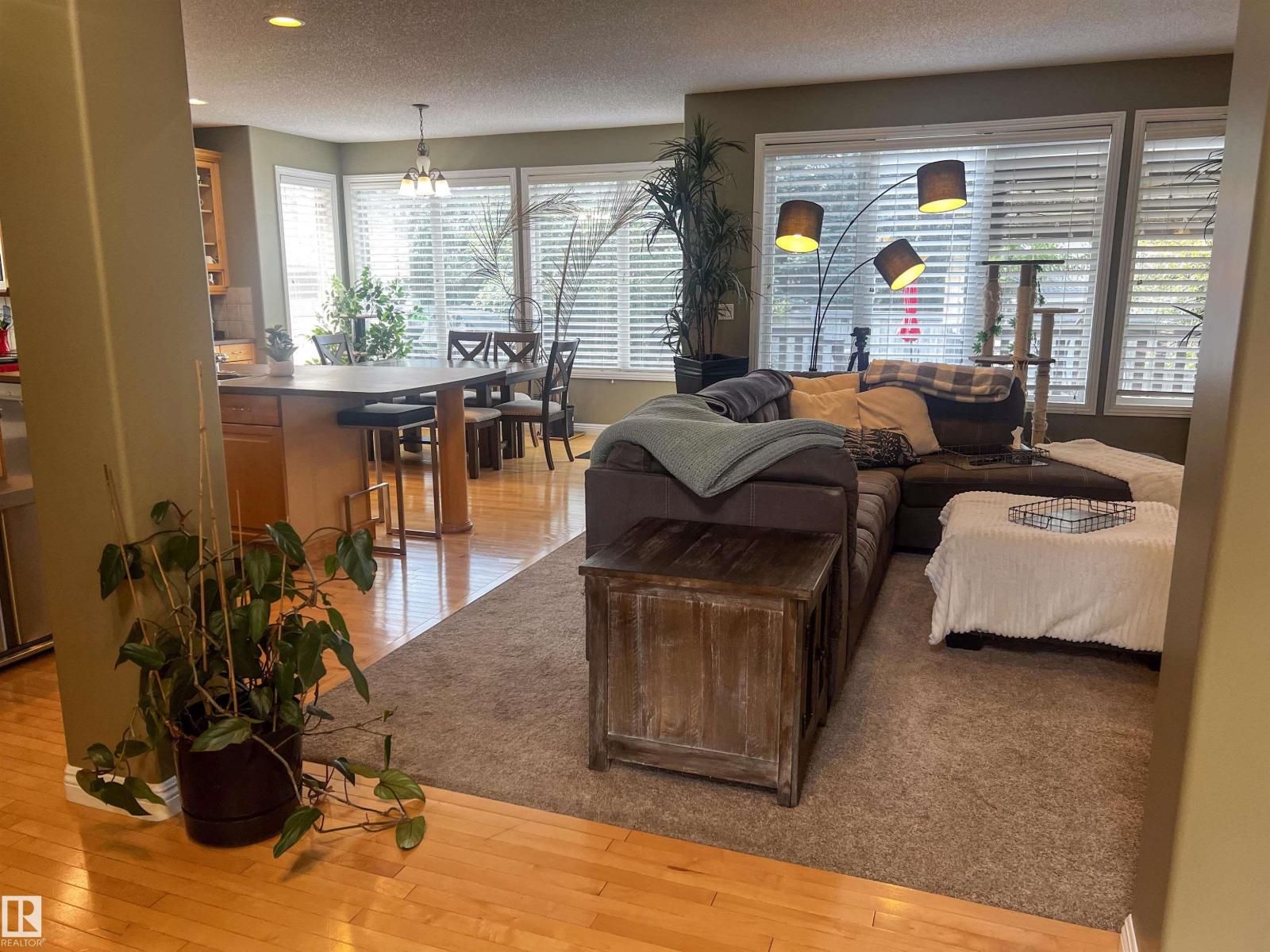 446 Sparling Co Sw, Edmonton, Alberta  T6X 1G9 - Photo 6 - E4449813