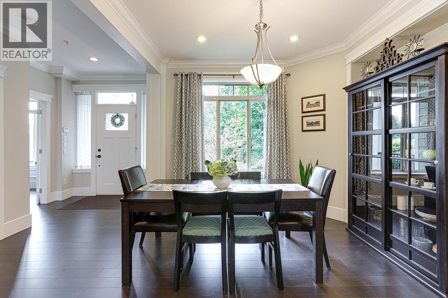 3968 Robin Place, Port Coquitlam, British Columbia  V3B 6R7 - Photo 4 - R3070934