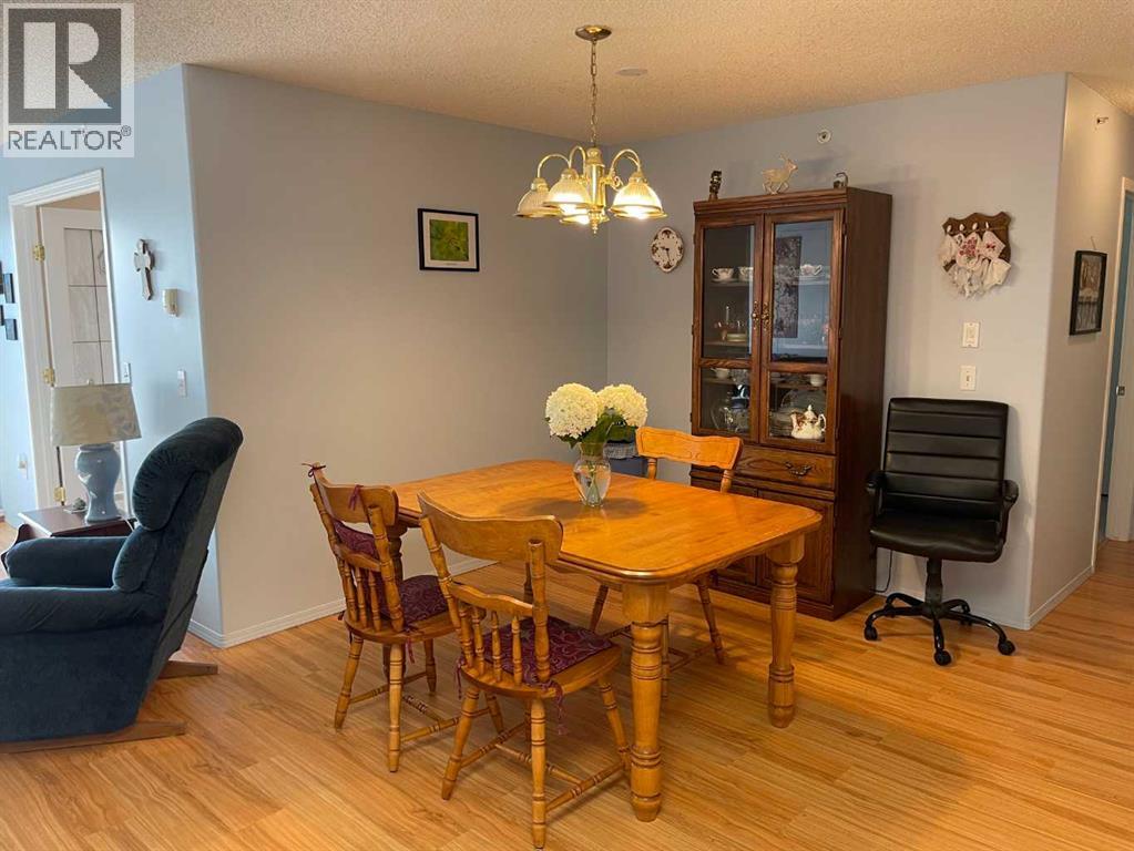 405, 1881 17 Street, Didsbury, Alberta  T0M 0W0 - Photo 8 - A2271728