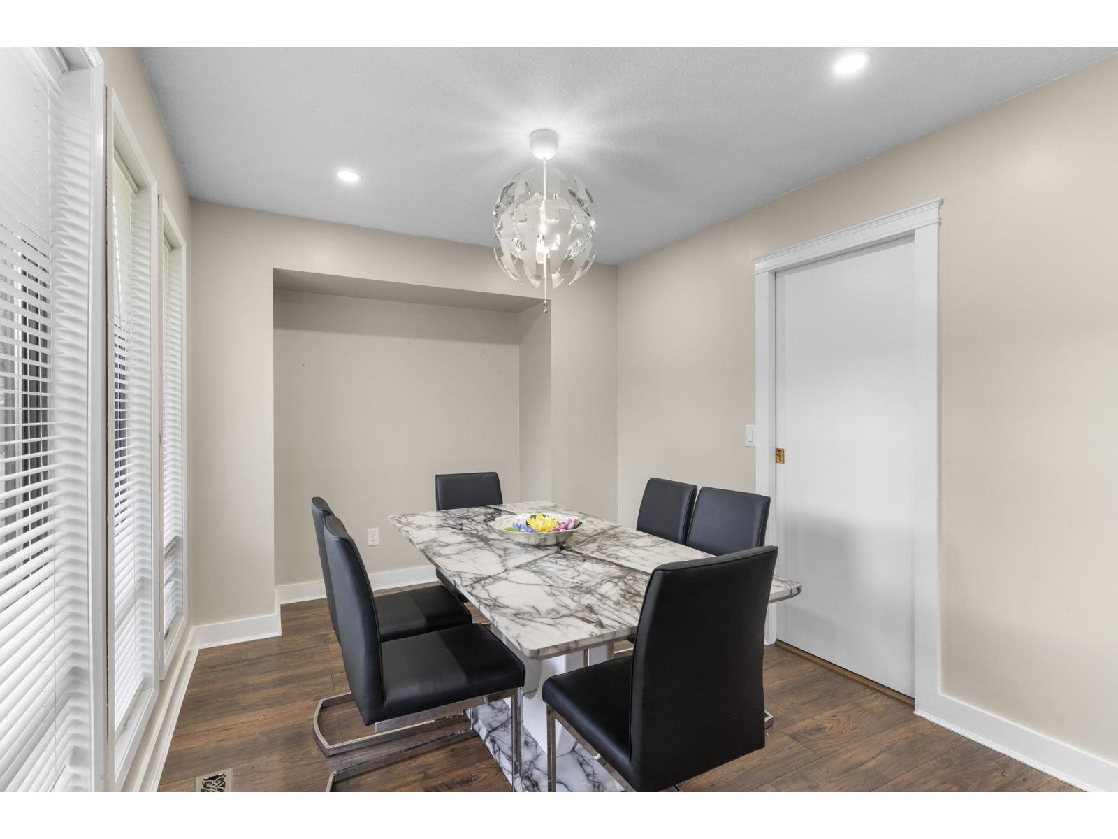 19745 48a Avenue, Langley, British Columbia  V3A 4W2 - Photo 7 - R3070920