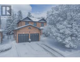 22 RIVER RIDGE ROAD, Barrie, Ontario