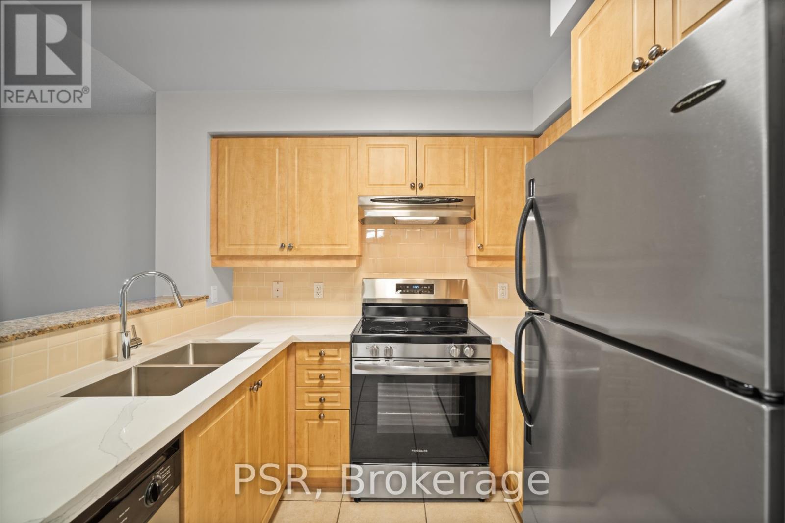 411 - 515 Rosewell Avenue, Toronto, Ontario  M4R 2J3 - Photo 4 - C12586738