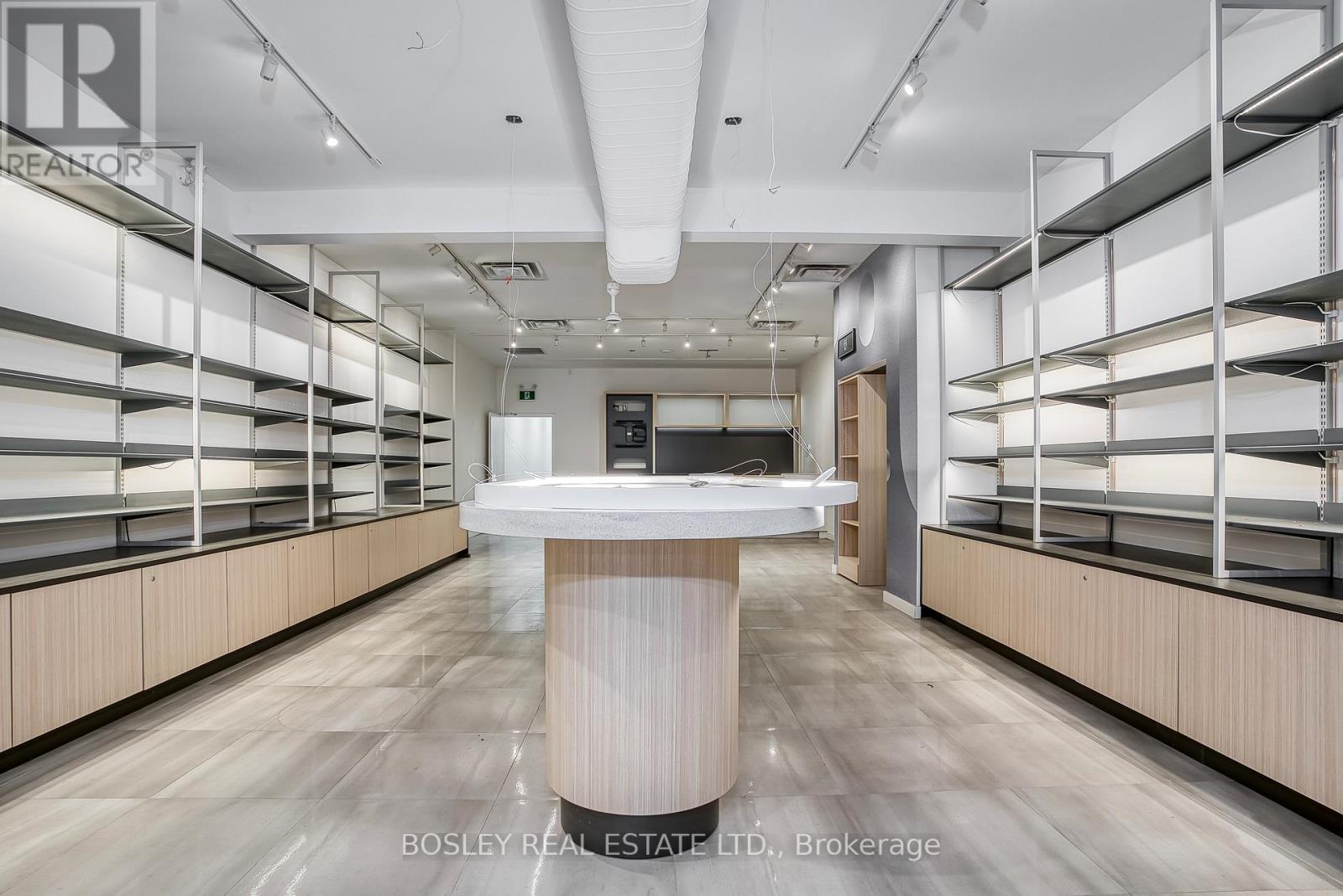 2577 Yonge Street, Toronto, Ontario  M4P 2J1 - Photo 11 - C12586774