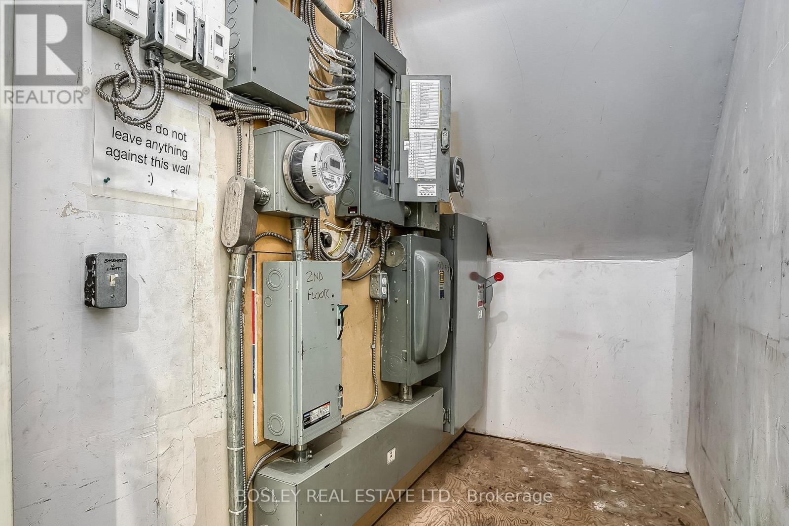 2577 Yonge Street, Toronto, Ontario  M4P 2J1 - Photo 23 - C12586774