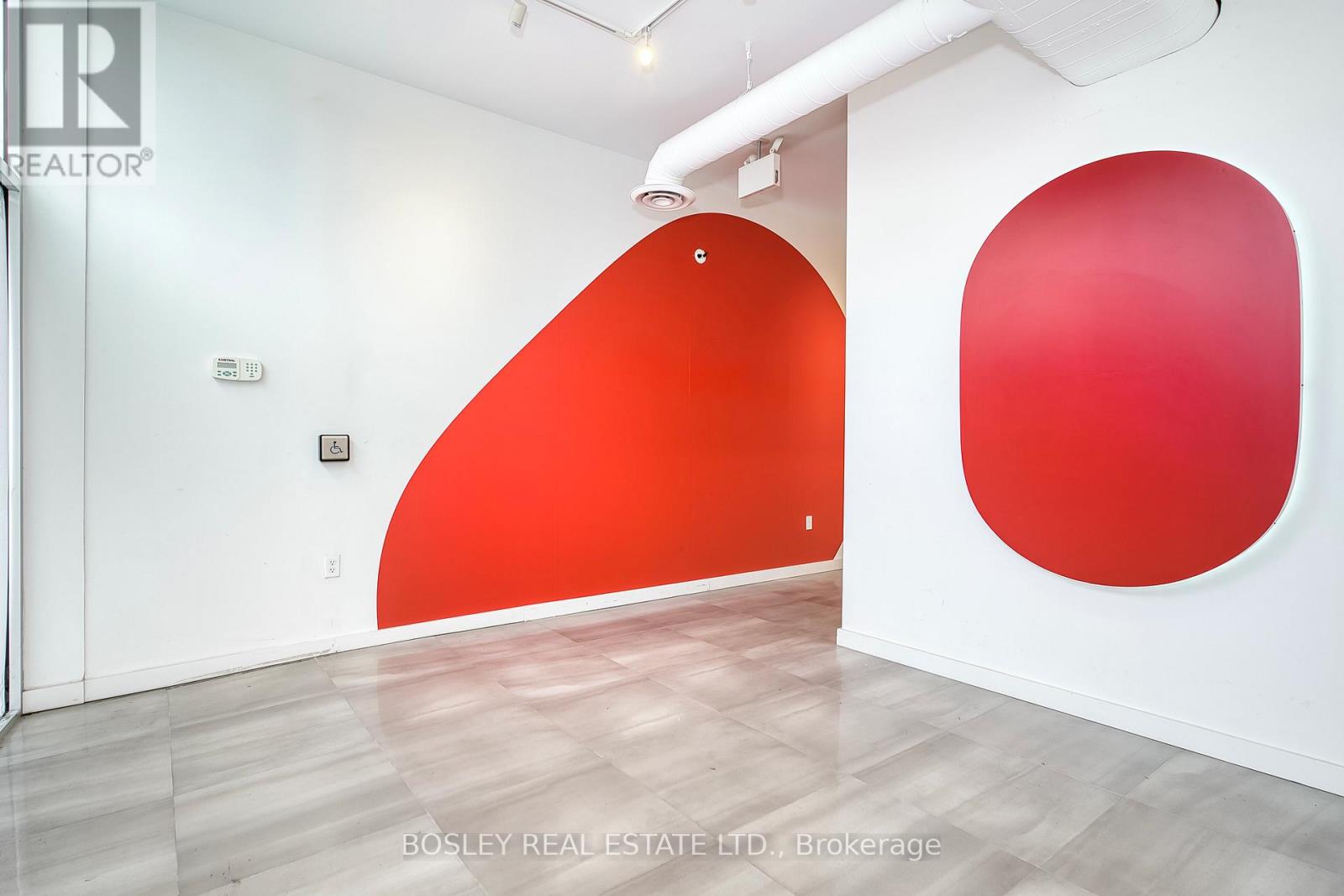 2577 Yonge Street, Toronto, Ontario  M4P 2J1 - Photo 4 - C12586774