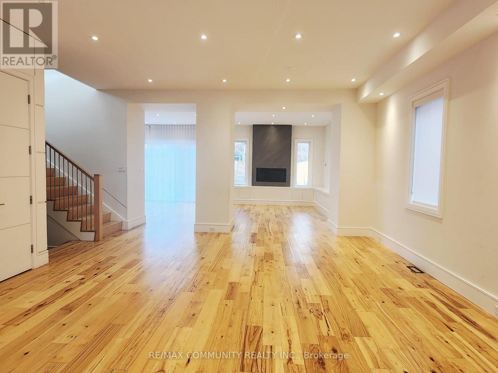 6268 Kingston Road, Toronto, Ontario  M1C 1K9 - Photo 4 - E12586778