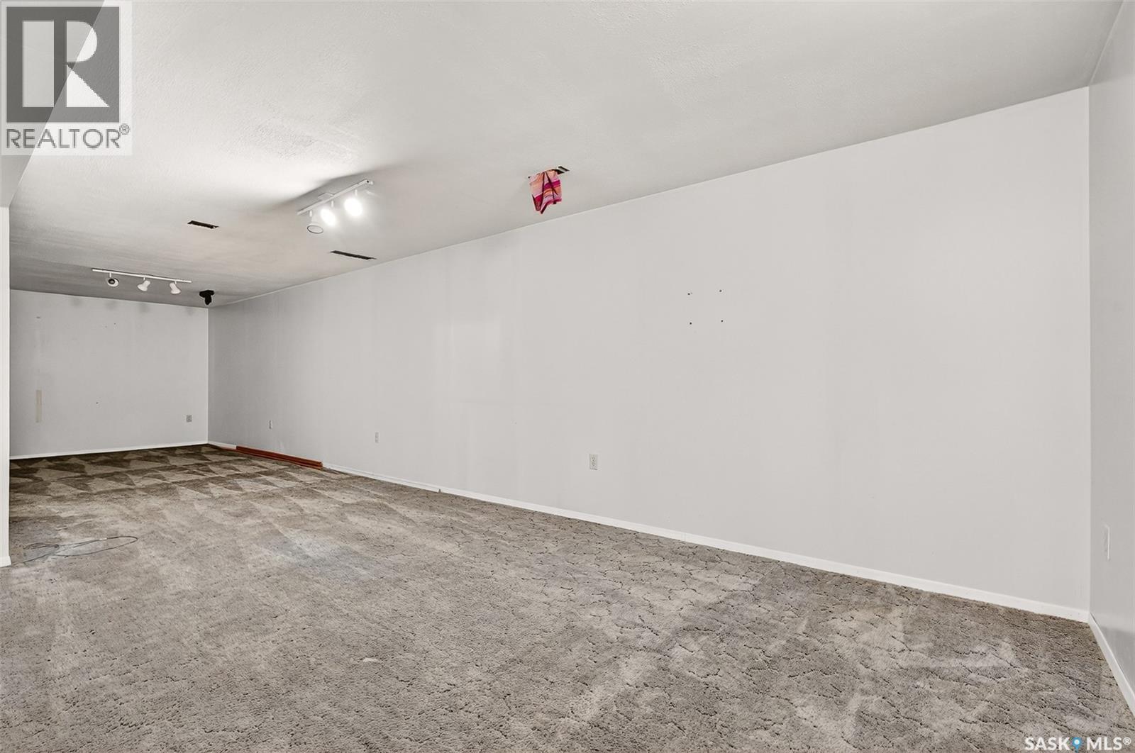 1219 Spadina Street W, Moose Jaw, Saskatchewan  S6H 7G5 - Photo 27 - SK024863