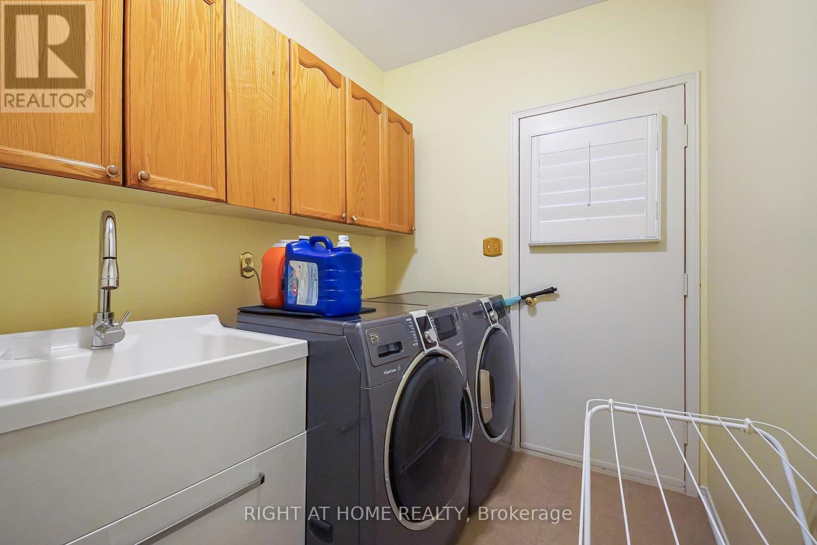 97 Brillinger Street, Richmond Hill, Ontario  L4C 8Y3 - Photo 16 - N12586740