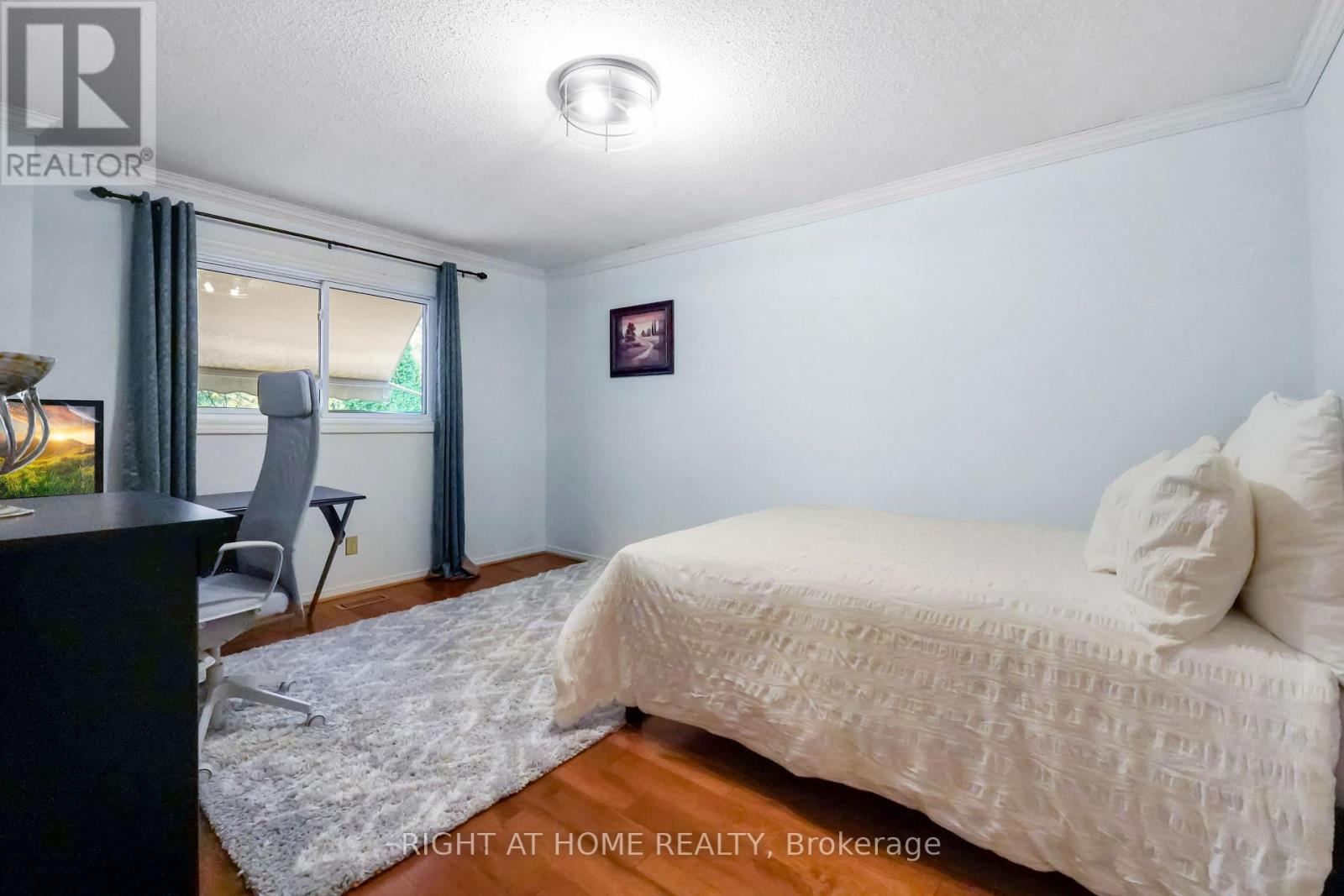 97 Brillinger Street, Richmond Hill, Ontario  L4C 8Y3 - Photo 25 - N12586740