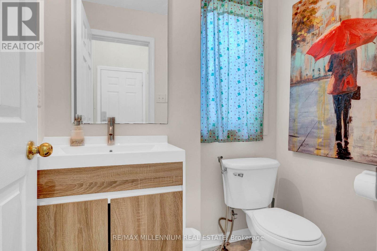 10 Mainland Crescent E, Vaughan, Ontario  L6A 3G3 - Photo 16 - N12586780