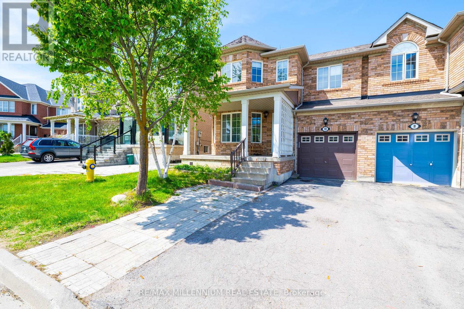 10 Mainland Crescent E, Vaughan, Ontario  L6A 3G3 - Photo 2 - N12586780